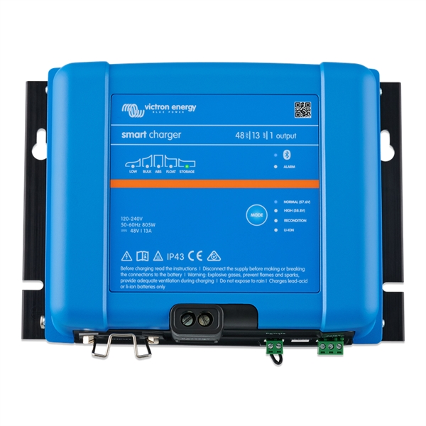 Victron Phoenix Smart IP43 lader 48v 13A (1 utgang)