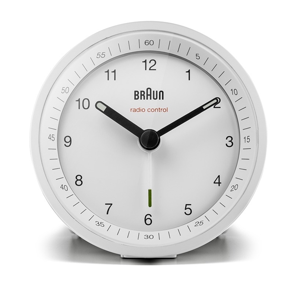 Braun BC07W-DCF Radiostyrt analog vekkerklokke, hvit